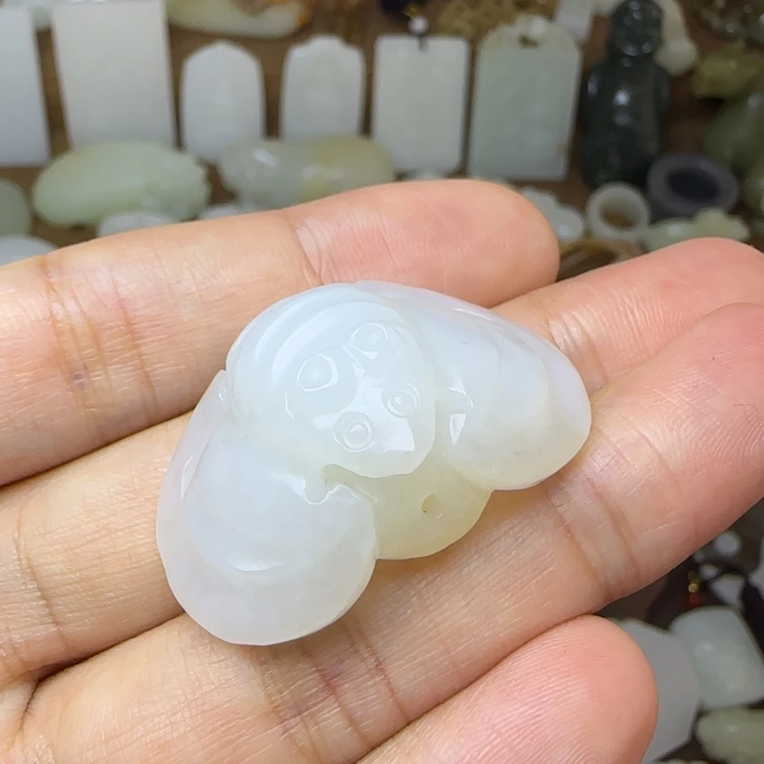 和田玉未镶嵌挂件