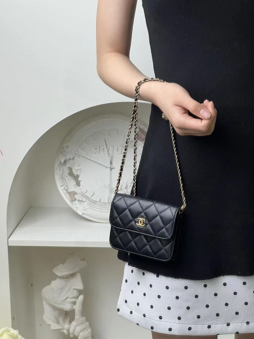 99新 Chanel/香奈儿 金球腰包黑金羊/甄选