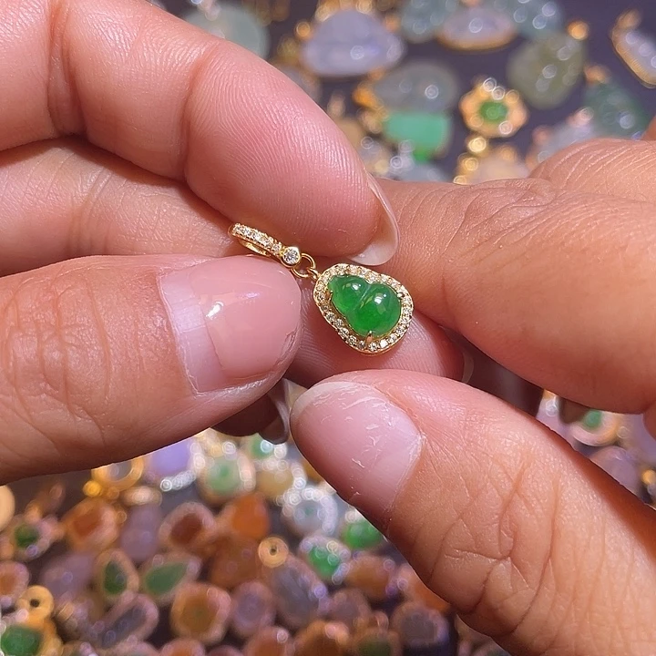 翡翠银S925镶嵌颈饰