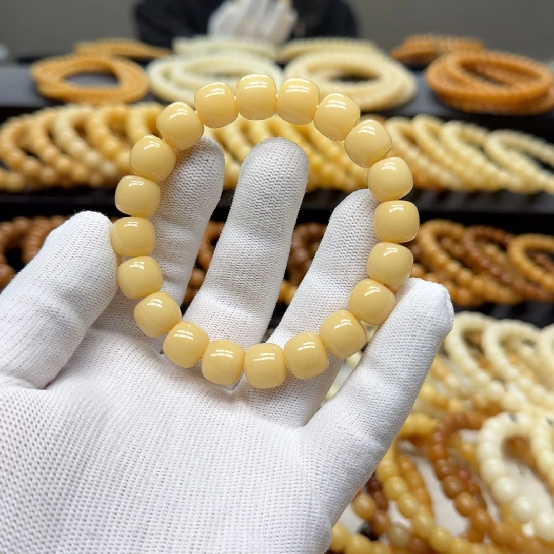 手串菩提根/象牙果11×12 8年 鬼工