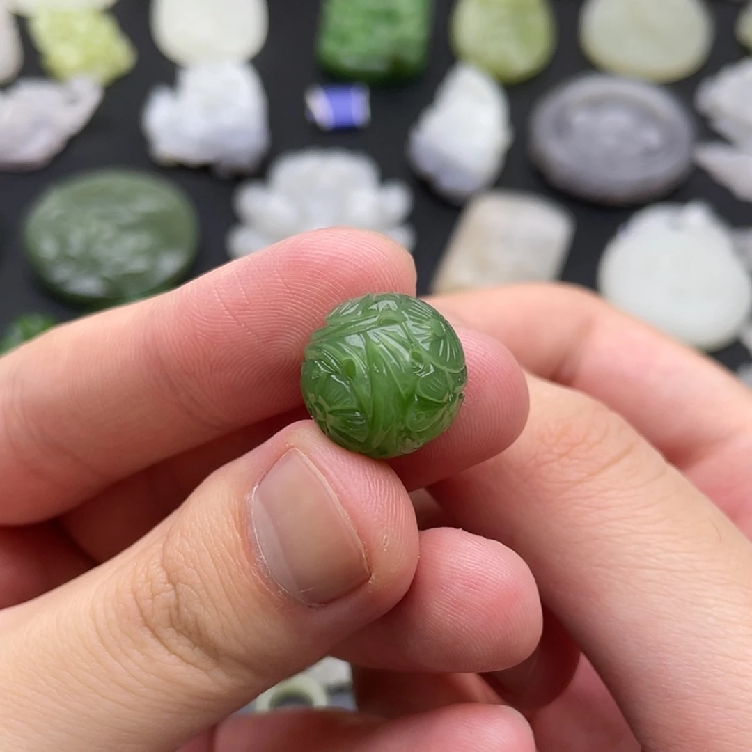 【闪购商品】颈饰未镶嵌和田玉