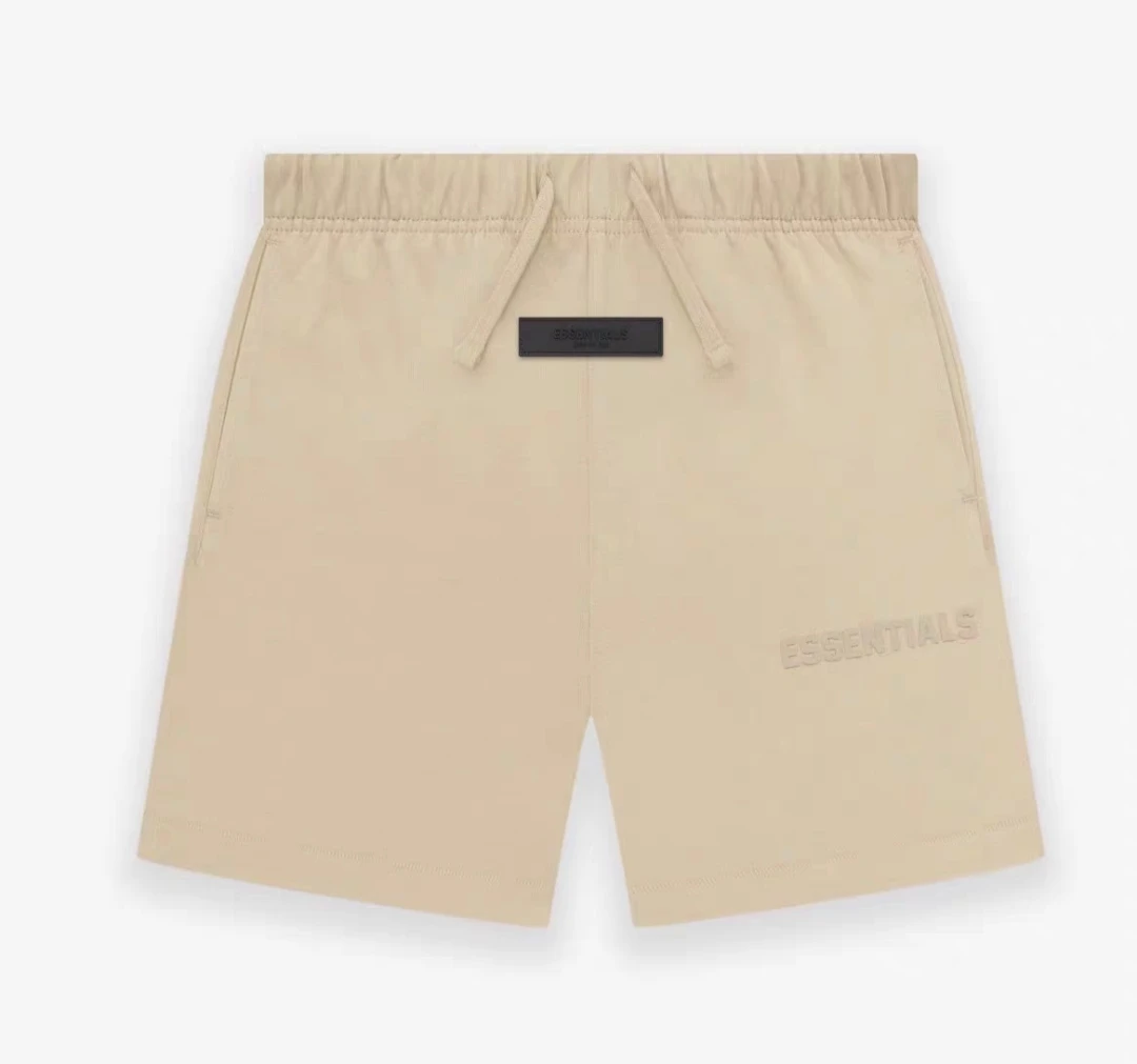 ESSENTIALS薄款硅胶标短裤