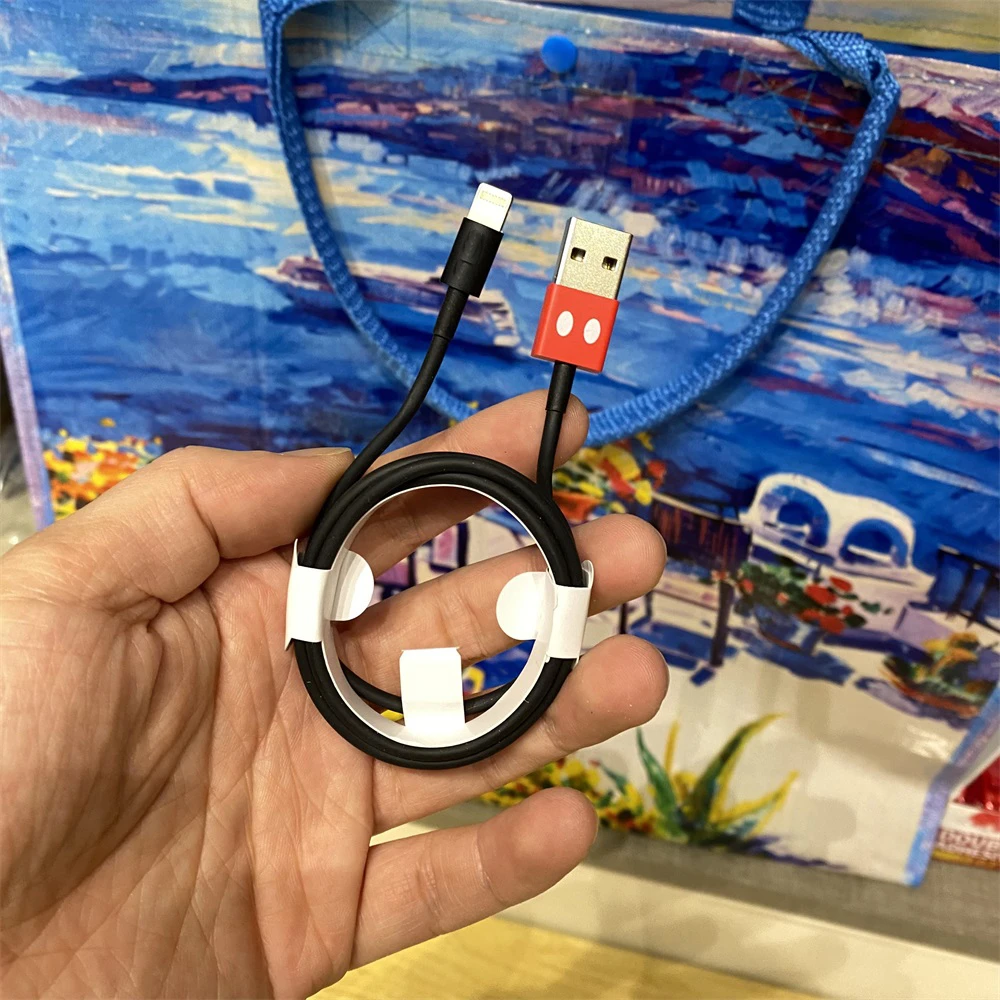 25041201B 手机充电线USB/LIGHTNING