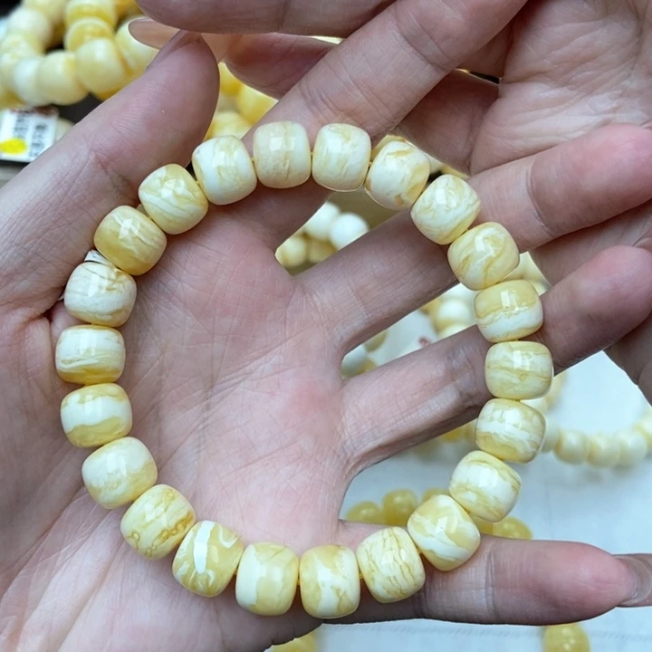 琥珀未镶嵌珠宝奇石10