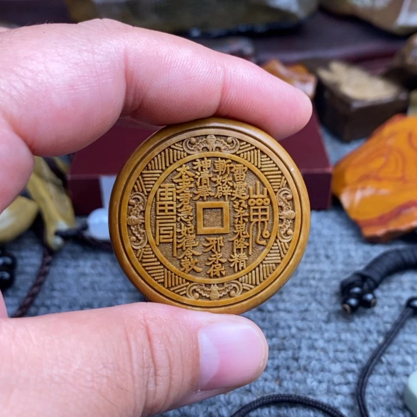 【闪购商品】原石雕刻手把件