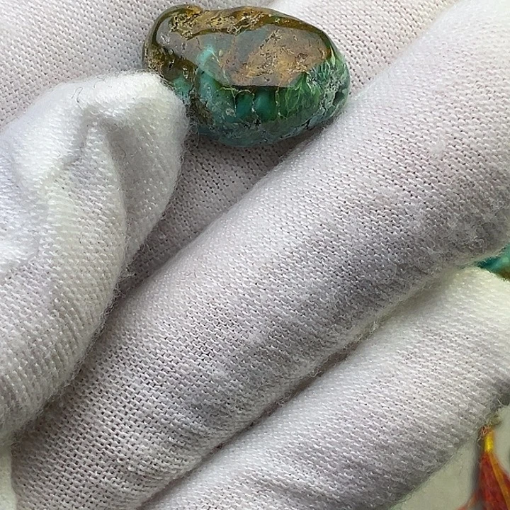 南红玛瑙未镶嵌珠宝奇石