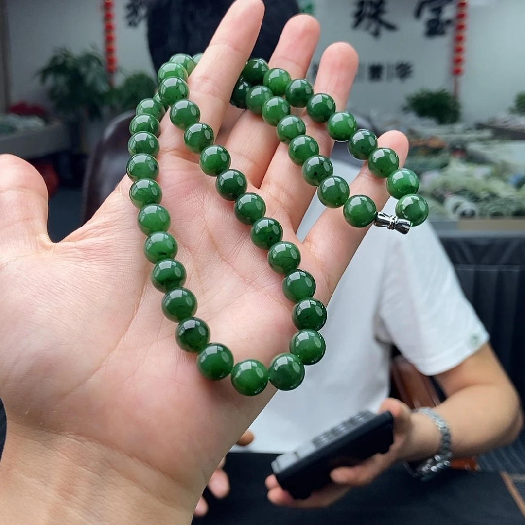 和田玉未镶嵌颈饰颜色多样性发拍一发一