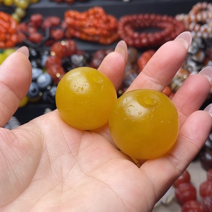 阿****玛瑙/玉髓未镶嵌手链