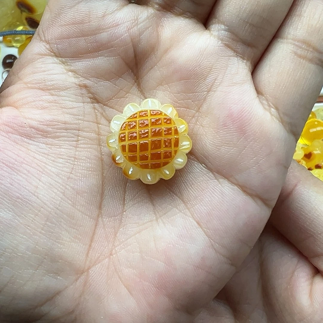 琥珀未镶嵌珠宝奇石太阳花打孔不退换