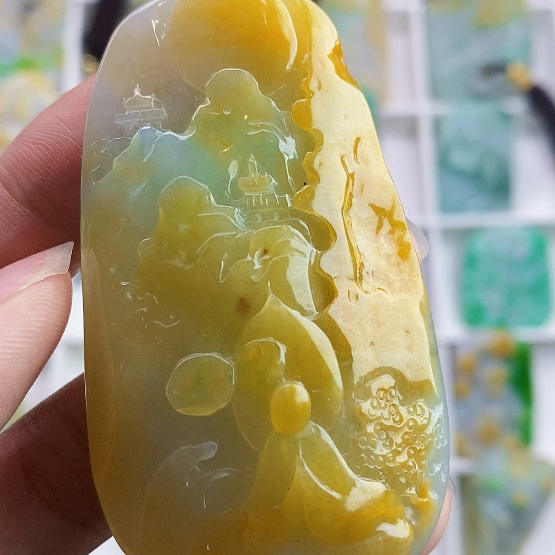 翡翠未镶嵌颈饰翡翠