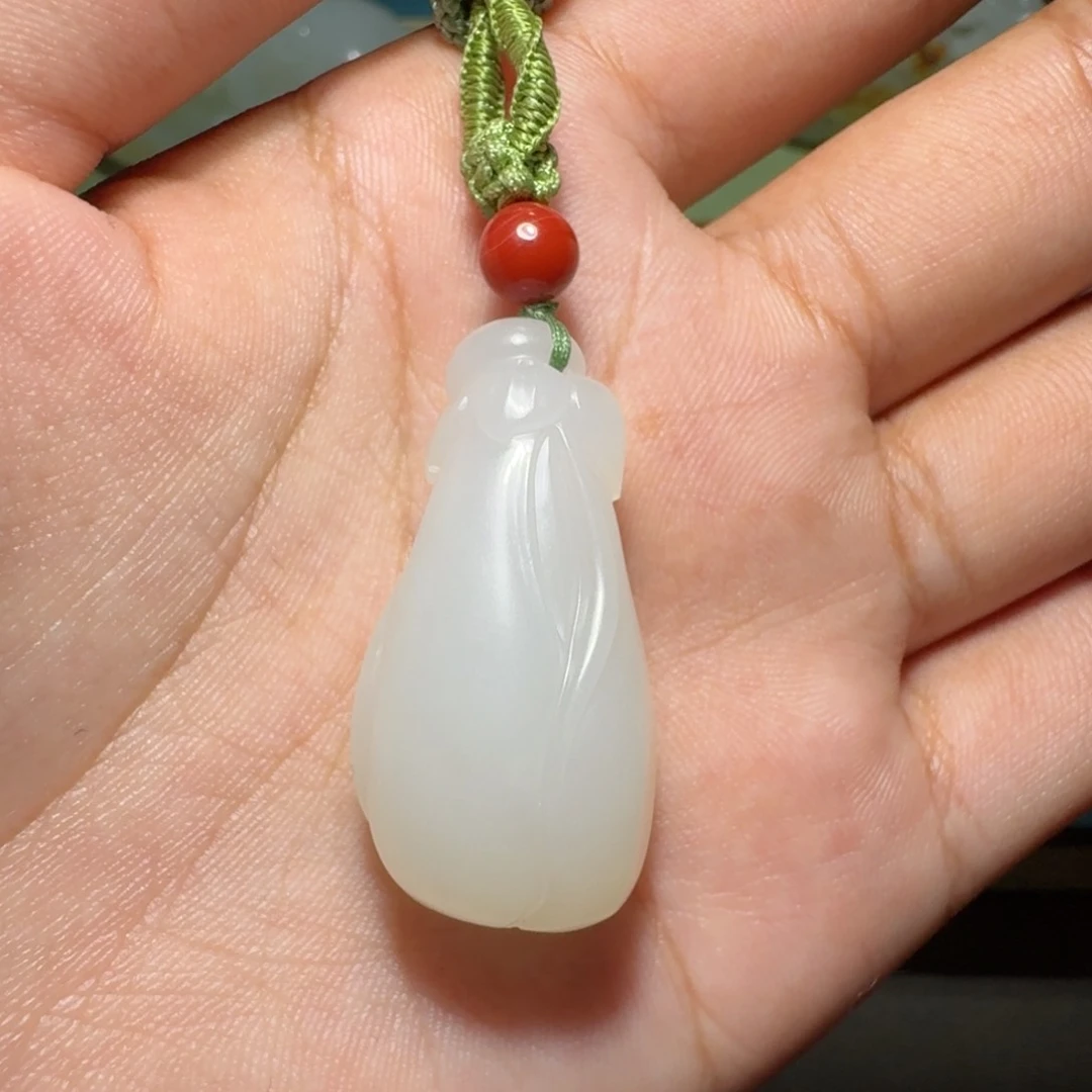 孟***正和田玉未镶嵌颈饰