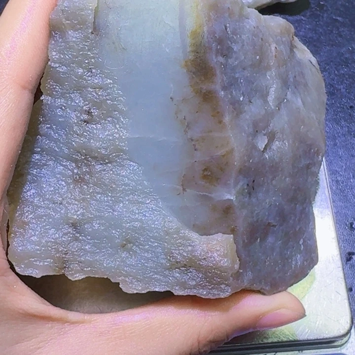 和田玉未镶嵌珠宝半成品