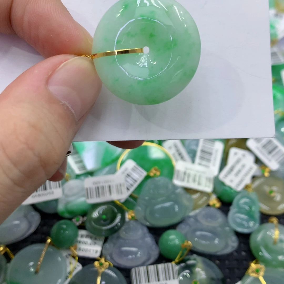 颈饰18K金镶嵌翡翠翡翠