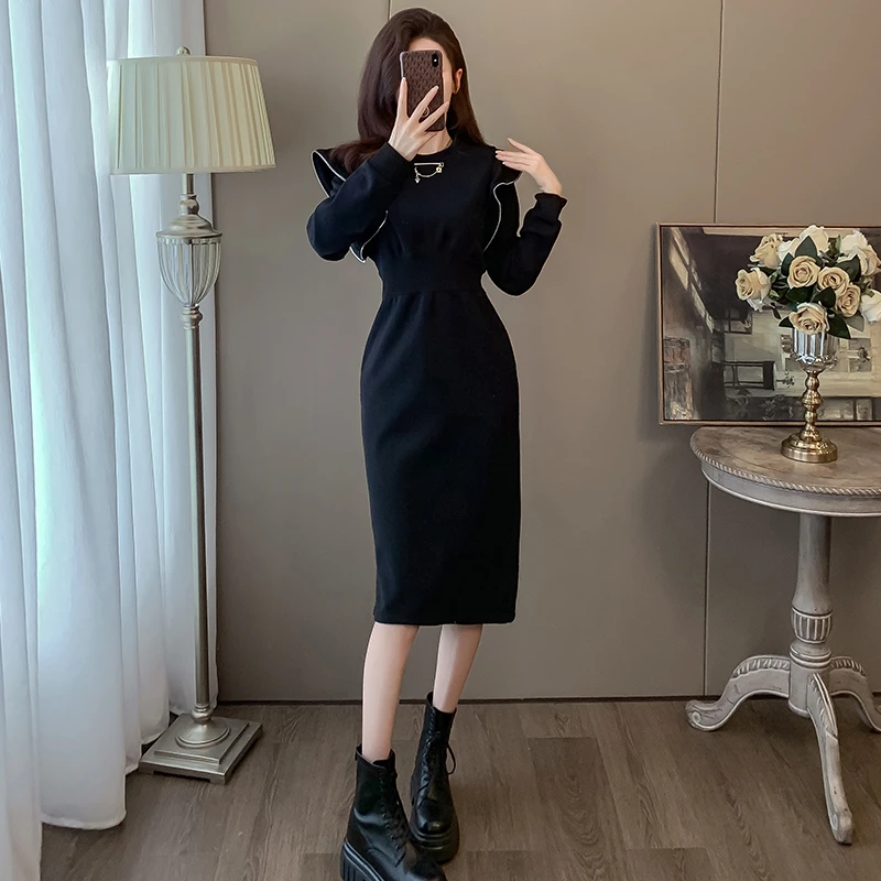 加绒加厚黑色连衣裙女秋冬高级感超好看气质休闲中长款收腰卫衣裙
