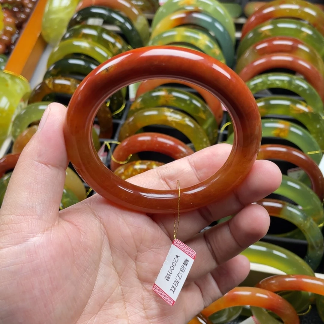 未镶嵌蛇纹石玉手镯有瑕