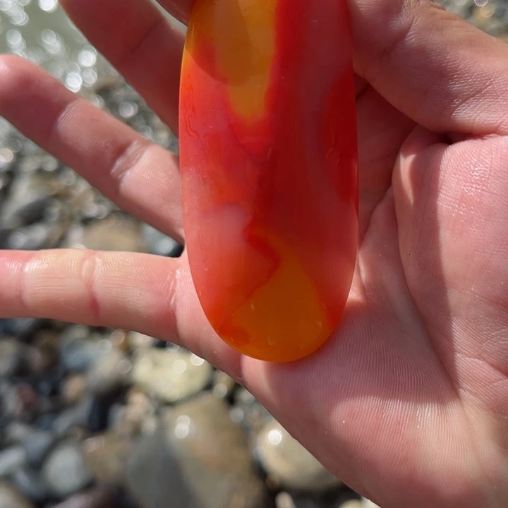 未镶嵌和田玉（糖玉）珠宝奇石