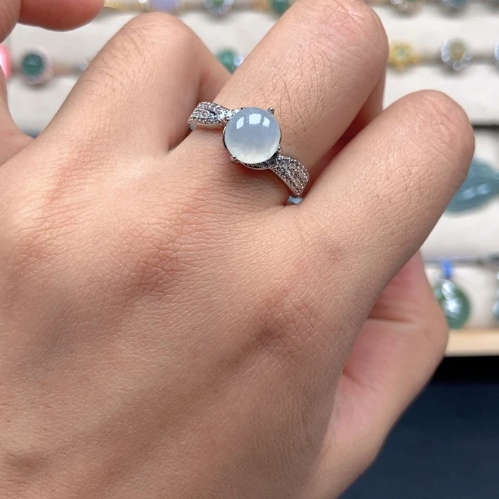 翡翠未镶嵌戒指戒指