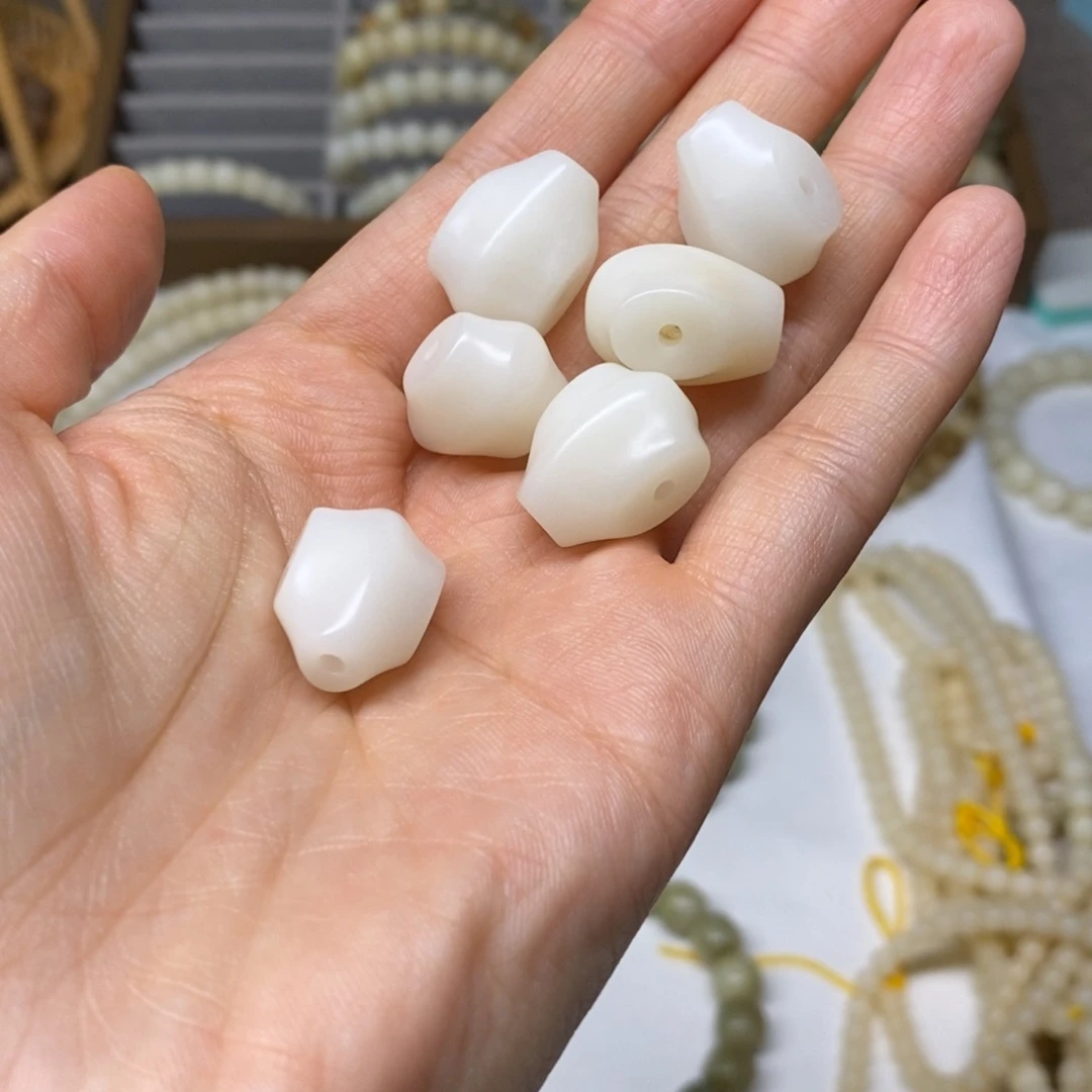 吊坠菩提根/象牙果菩提根鲨鱼背三通卡14左右微瑕不挑