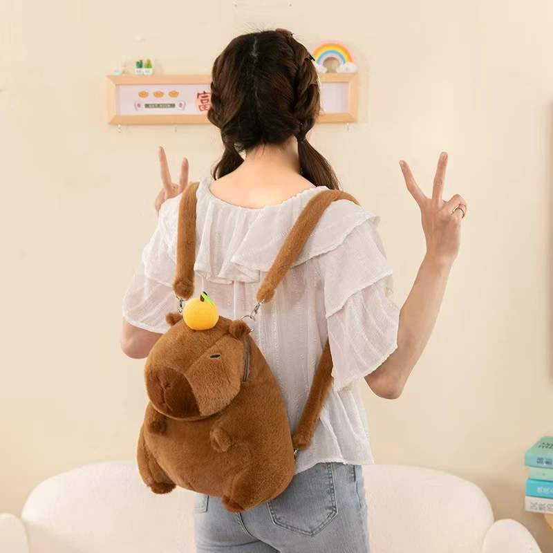 WANZHUZHEN卡皮巴拉头戴小橘子背包毛绒玩偶公仔32CM