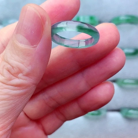 翡翠戒指未镶嵌天然翡翠