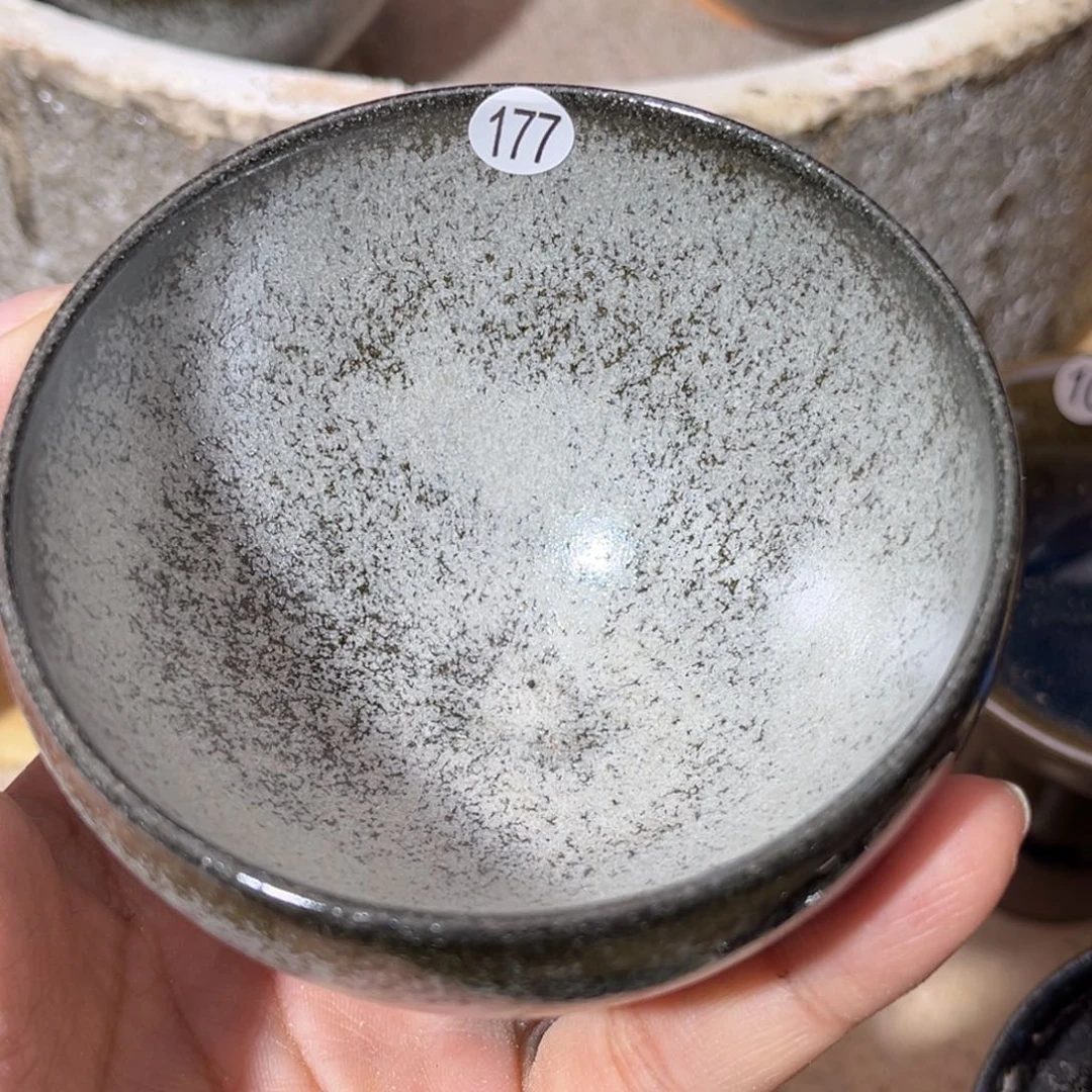 茶盏义兴龙窑坚持真柴烧