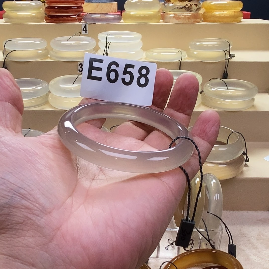 玛瑙/玉髓手镯未镶嵌?**?