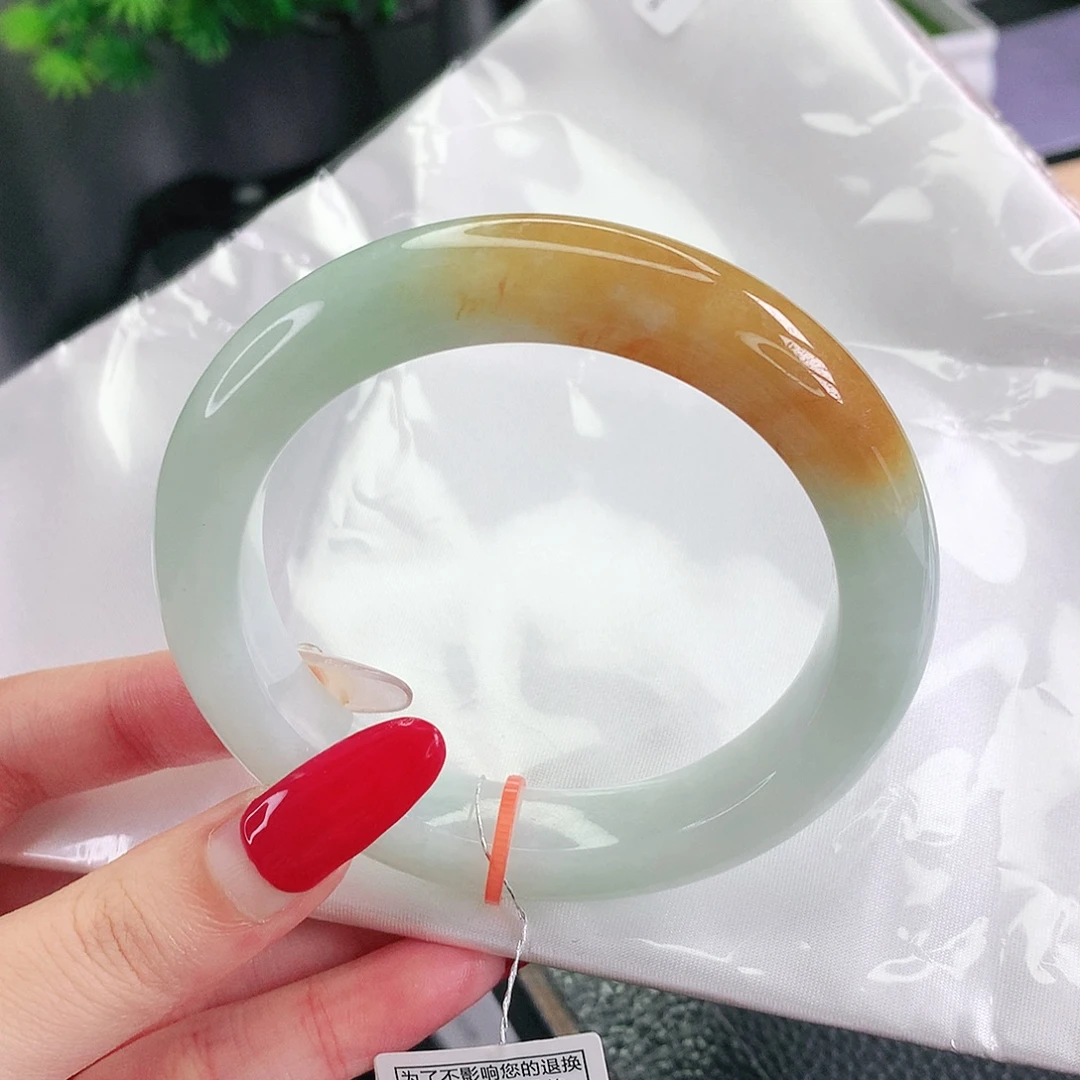 翡翠未镶嵌手镯58.5圈