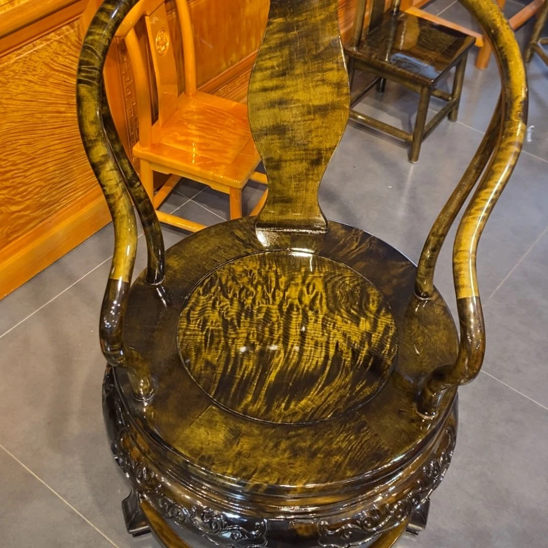 楠木转转椅一张2800