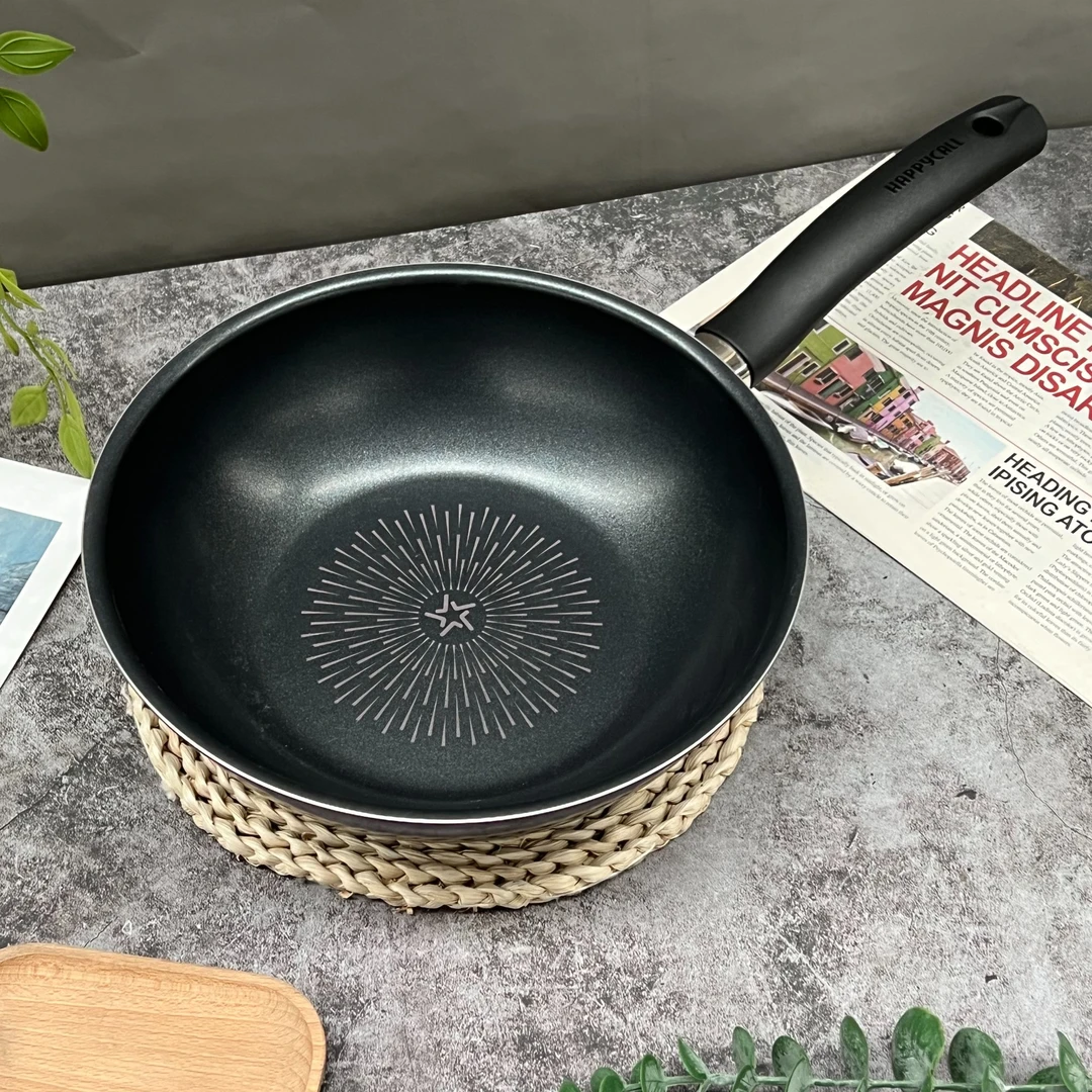 不粘锅炒锅内等离子钛+石墨烯外陶瓷不挑灶