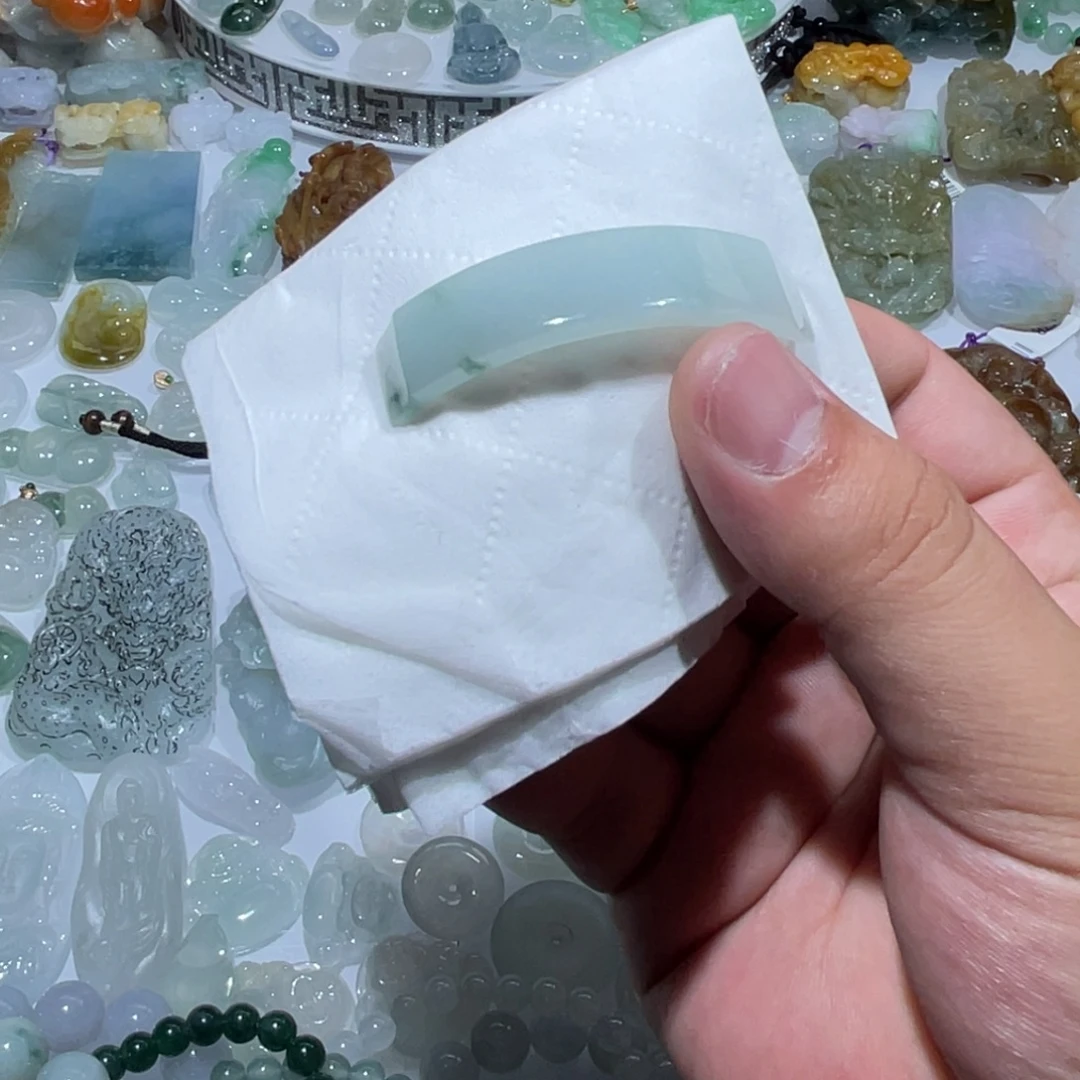 翡翠未镶嵌颈饰天然