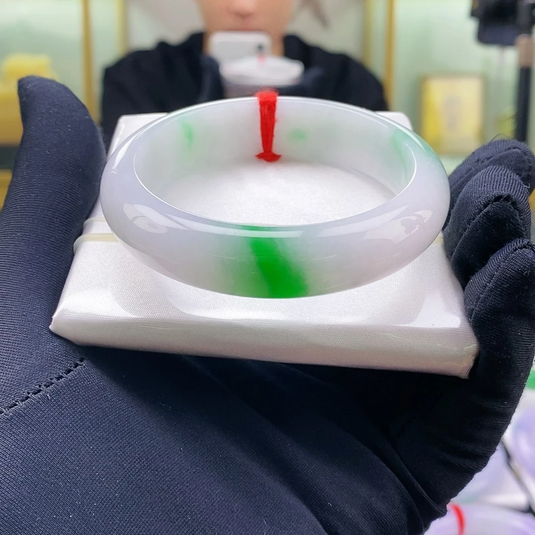 【闪购商品】未镶嵌手镯翡翠