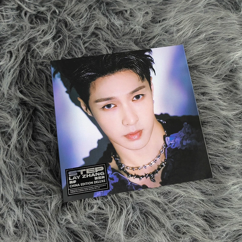 官方正版 张艺兴实体专辑《STEP》五胎 特典小卡明信片周边唱片
