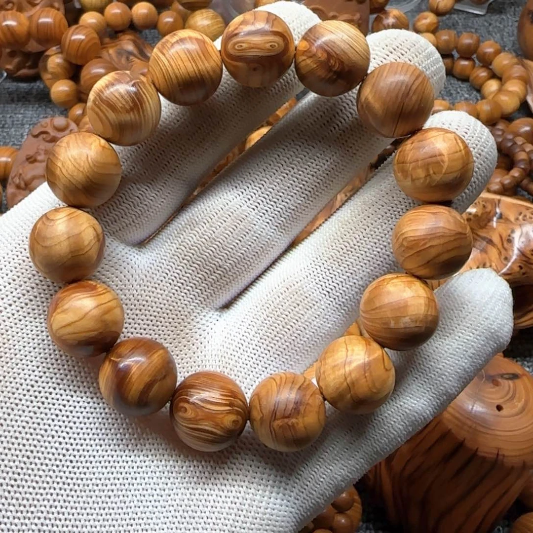 柏木巴*1.5对眼闪电崖柏