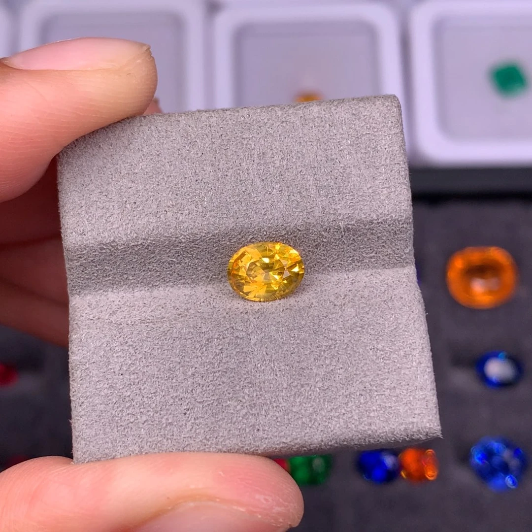 彩色蓝宝石裸石未镶嵌1.13ct金丝雀黄蓝宝