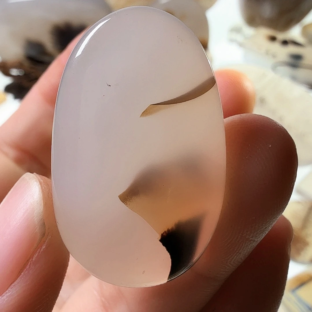 玛瑙/玉髓未镶嵌珠宝半成品