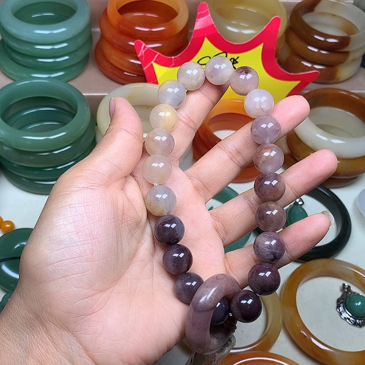 未镶嵌手镯石英质玉
