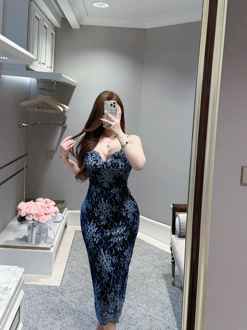 胖婷大码定制胖mm「兰樱叙」韩系名媛气质修身定染蕾丝吊带连衣裙