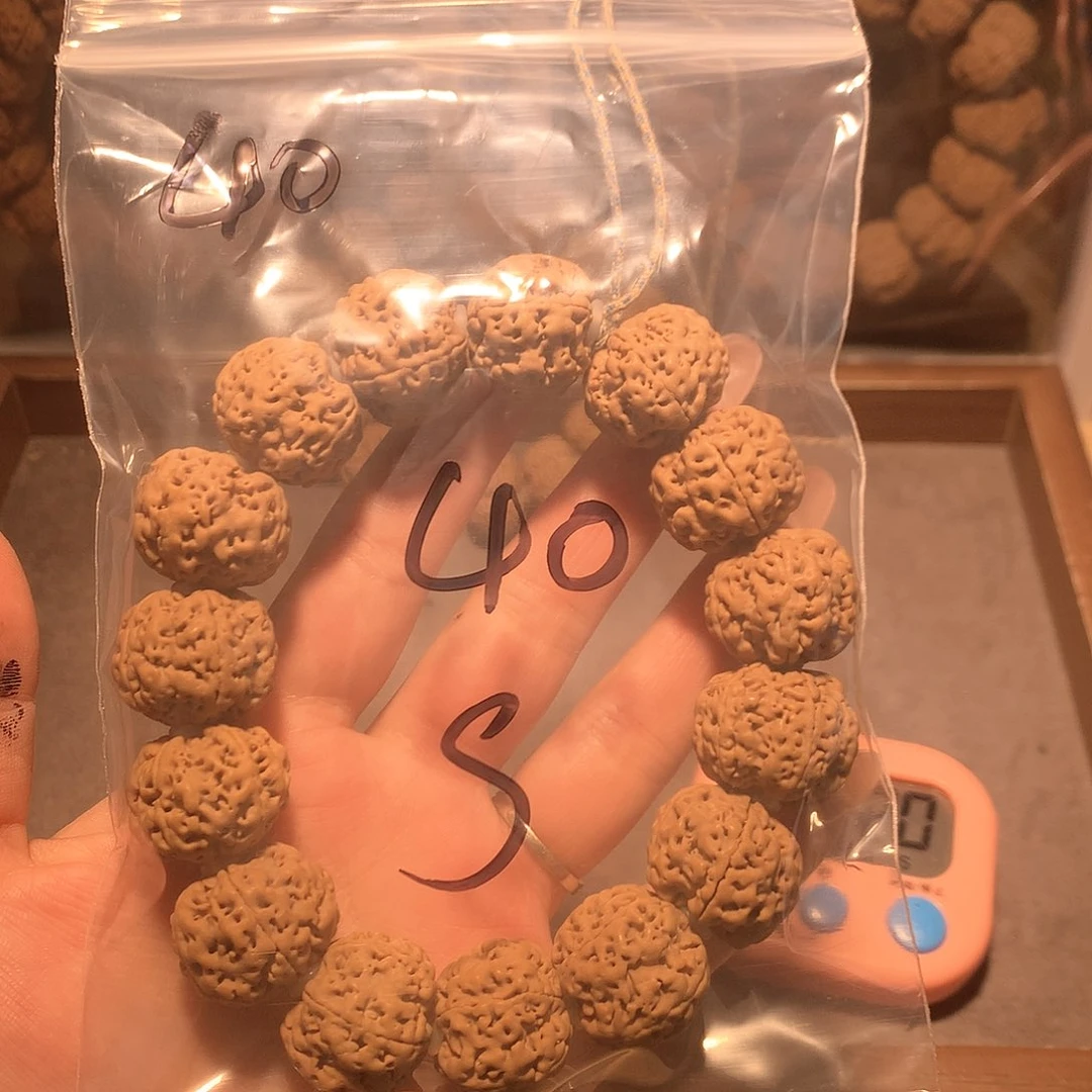 金刚菩提吊坠S****?40。