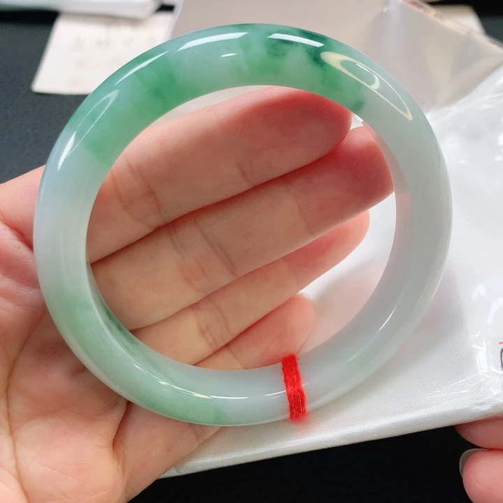 未镶嵌手镯翡翠60正