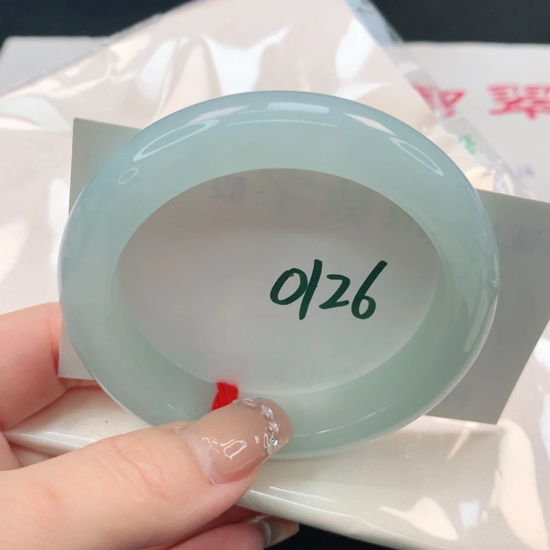 翡翠手镯未镶嵌缅甸天然A货翡翠
