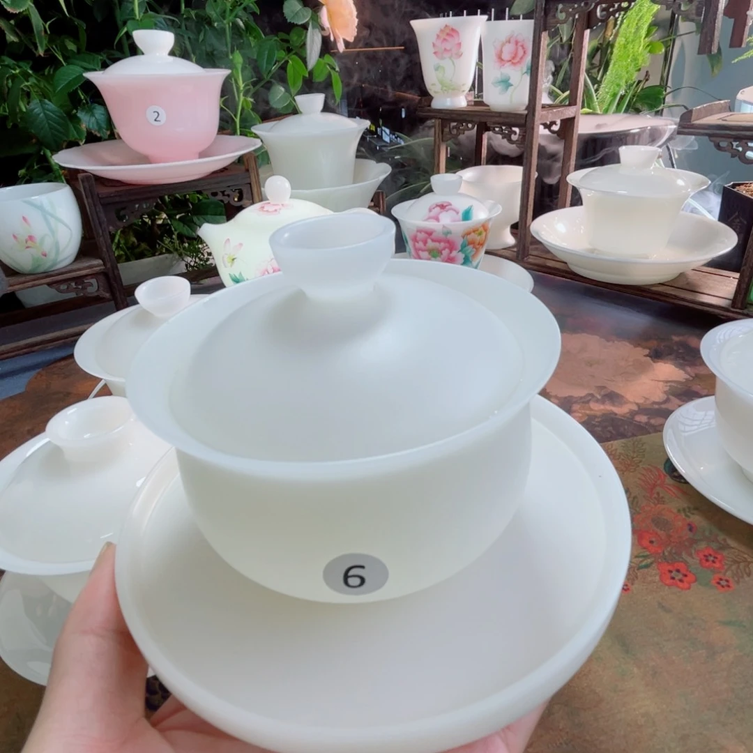 M****罗冰晶璞玉布袋画元宝