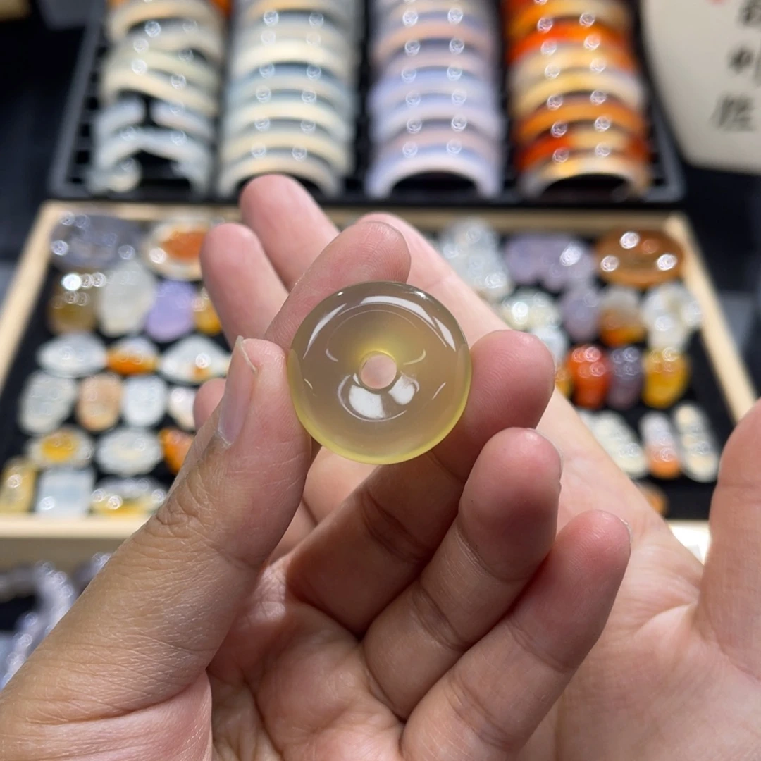 玛瑙/玉髓未镶嵌颈饰