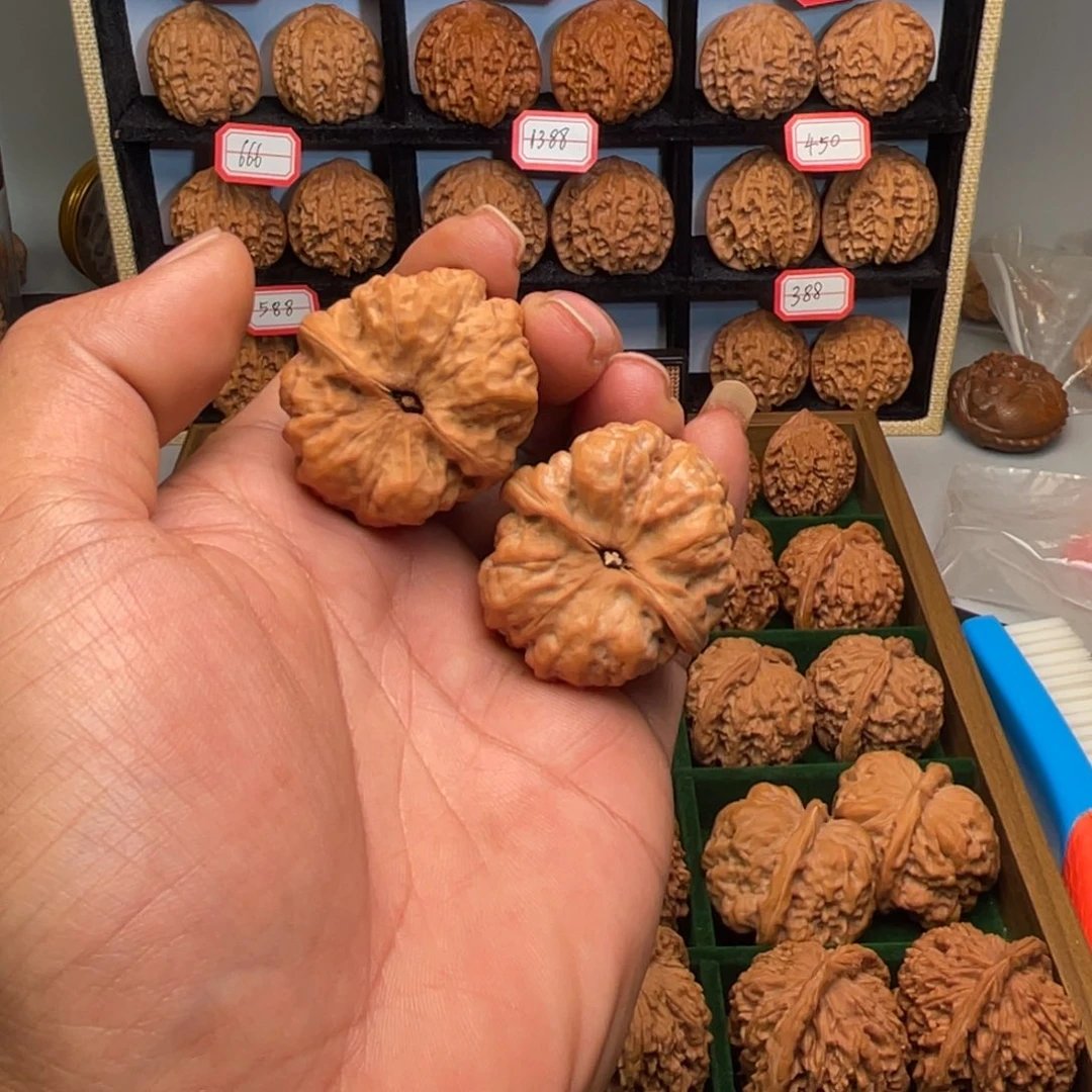 文玩核桃吊坠蛤蟆全品37