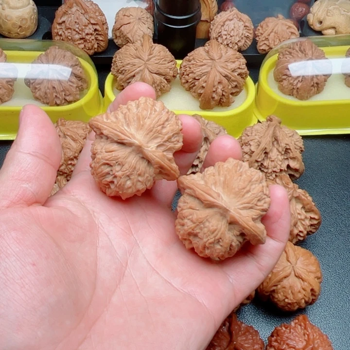 吊坠文玩核桃血麒麟狮子头44×43×39