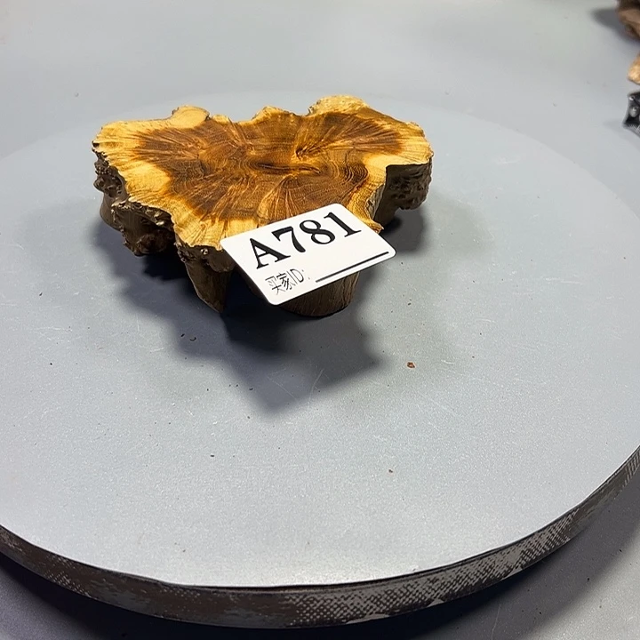 墙***上大果紫檀（缅甸花梨）