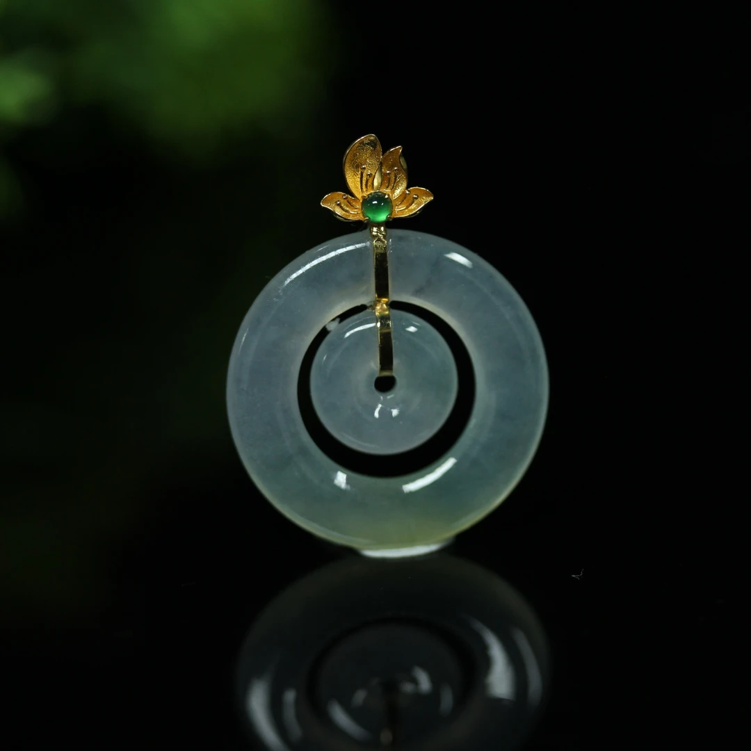 天然缅甸翡翠A货18K金镶环环相扣平安扣吊坠/01019021/拍卖