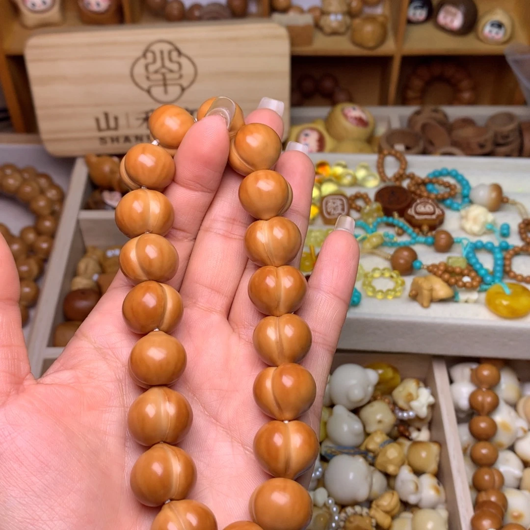 猴头核桃吊坠16加手工柯基肥臀手持