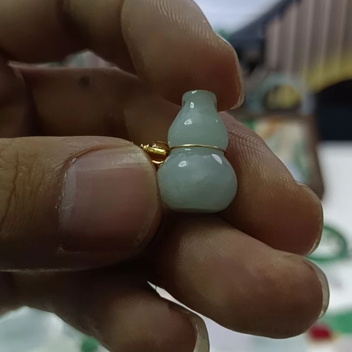 翡翠未镶嵌颈饰翡翠翡翠