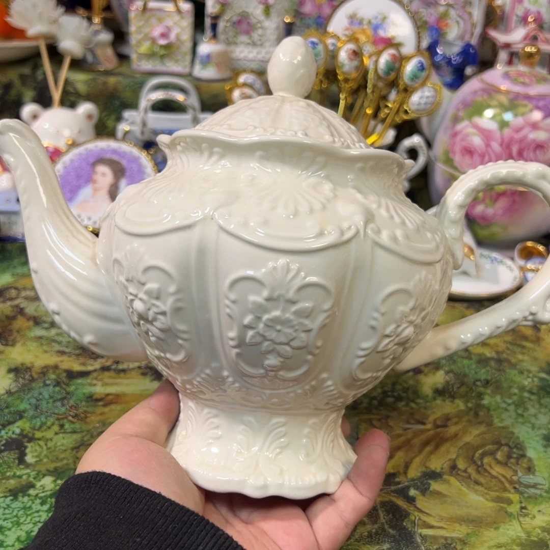 摆件鹿与海陶瓷家居用品有限公司