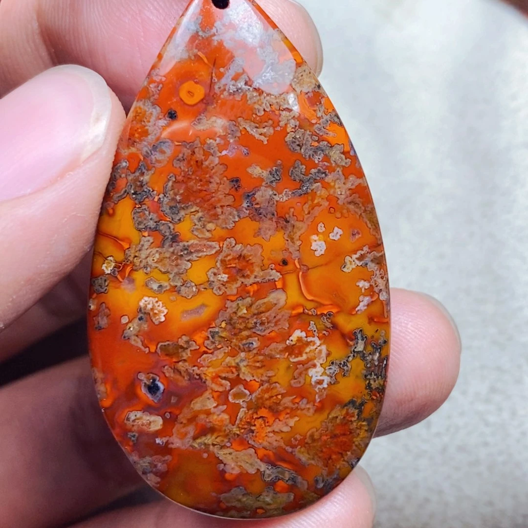 未镶嵌吊坠(不含链)玛瑙/玉髓潘*鸣